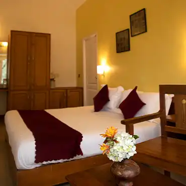 Mannavanur Lake Home Stay Resort